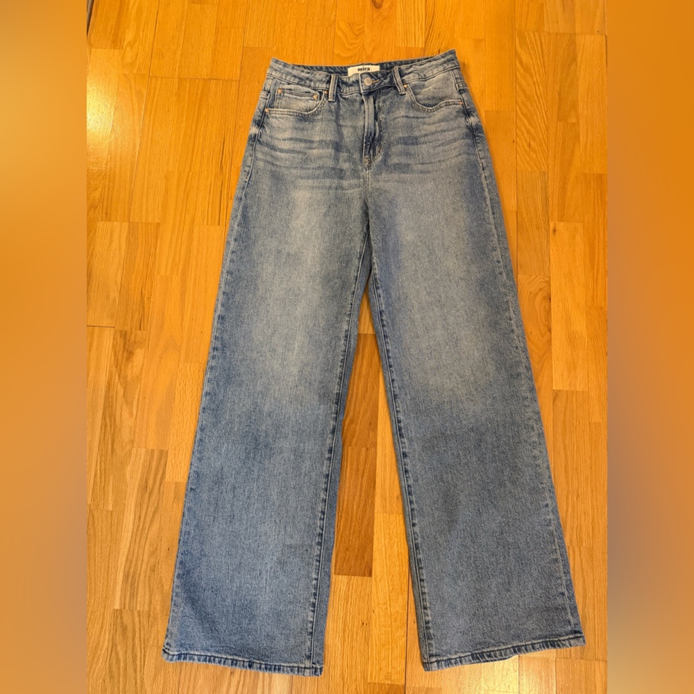 High-Rise Wide Leg Women's Jeans - Light Blue super cute with a big cuff!
